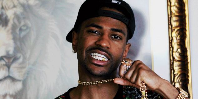 Jay Z Gives Big Sean A Roc-A-Fella Chain :: Hip-Hop Lately