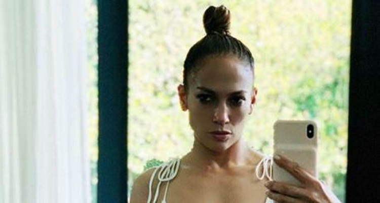 Jennifer Lopez Is Busting Out In New Tiny Bikini Selfie :: Hip-Hop Lately