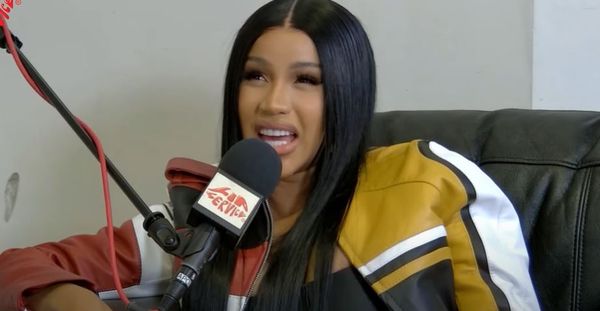 Watch Cardi B Yell At Offset & Quavo For Fighting At The Grammys [VIDEO]