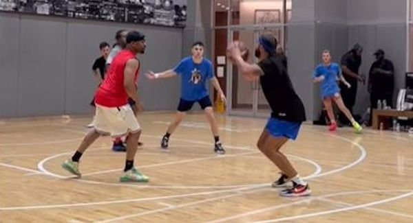 Drake's Three Pointers Dominate NYC Basketball Game [VIDEO]