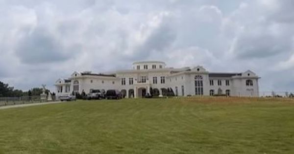 Rick Ross's House Is So big He Has Now Idea How Many Rooms Are in it