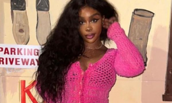 SZA Explains Why She Wanted To Get A Brazilian Butt Lift & Shows It Off